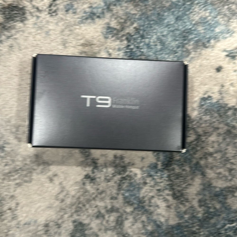 T-Mobile Franklin T9 Mobile Hotspot 4G LTE Wireless WiFi NIB w/battery & charger